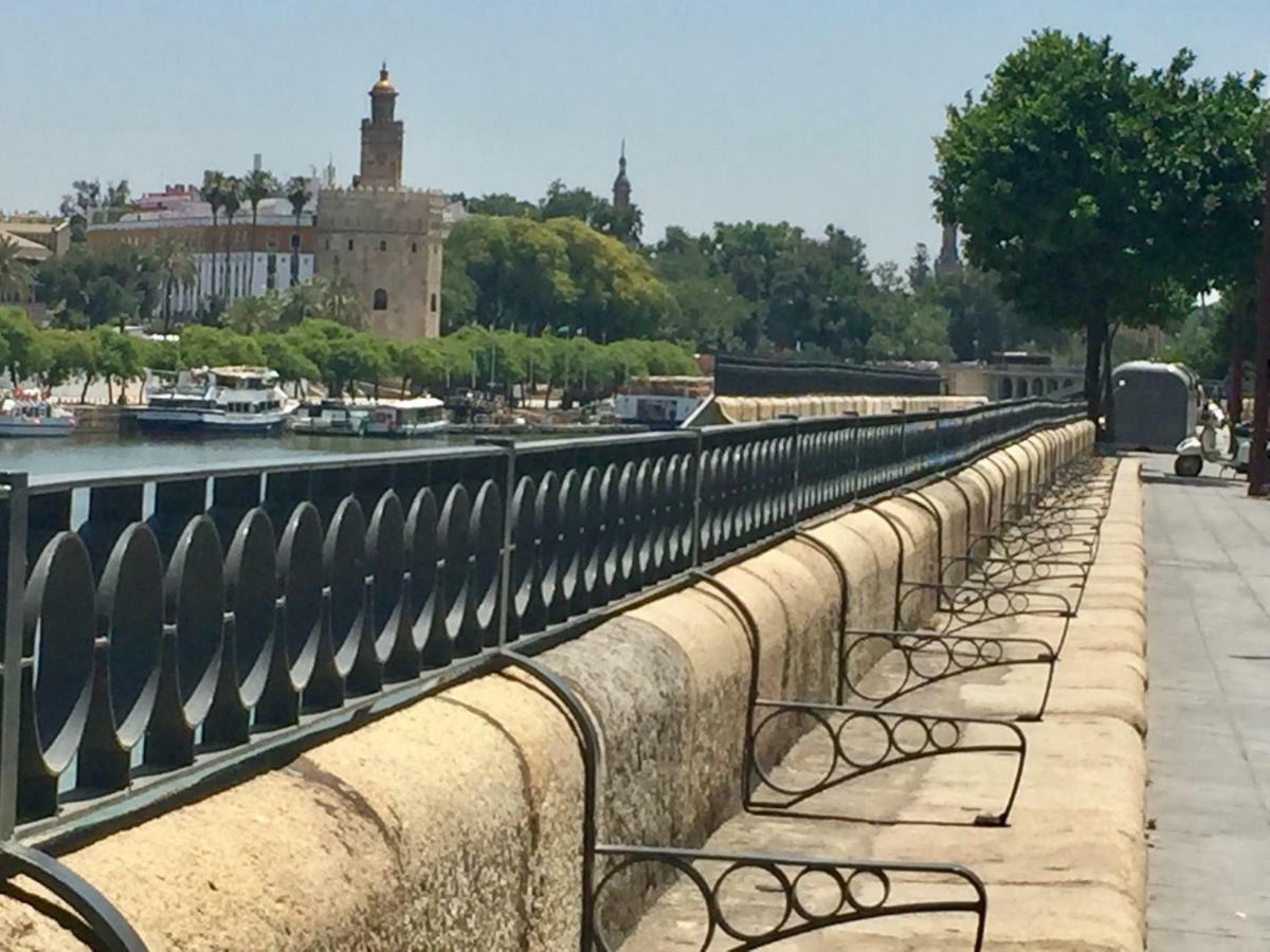 Betis A La Orilla Del Guadalquivir & Vistas A La Giralda Apartment Sevilla Exterior foto